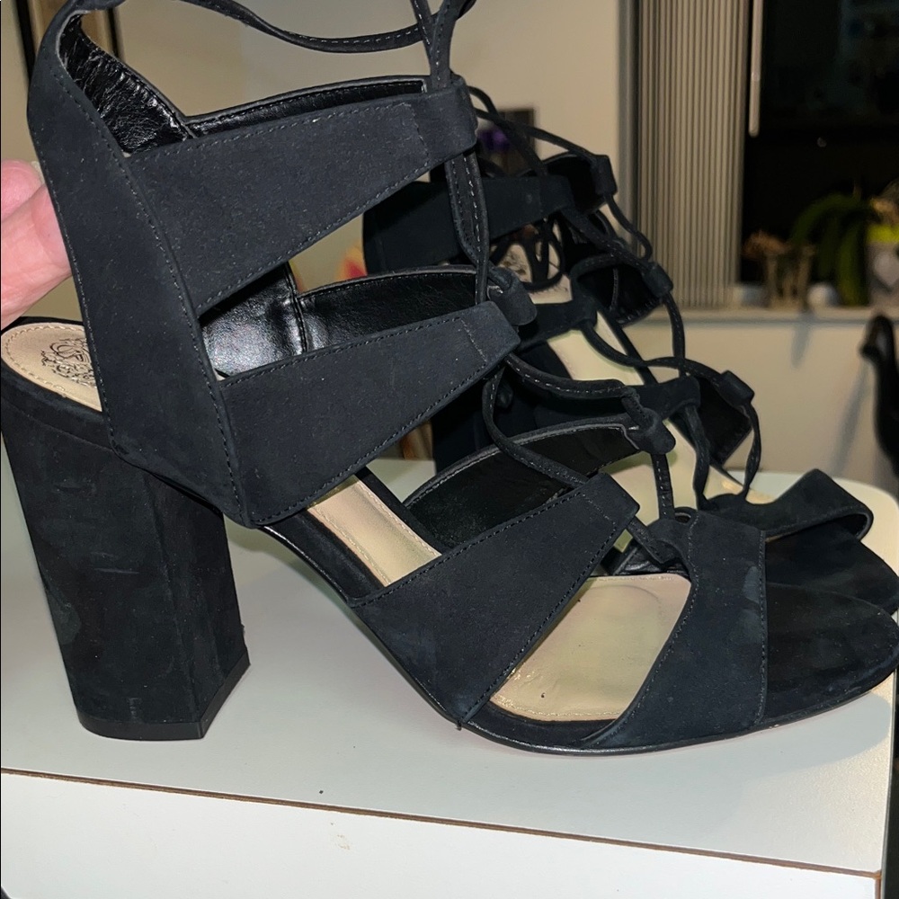 Vince Camuto Chic Black Strappy Block 4’ Heels Size 8 - Picture 2 of 13